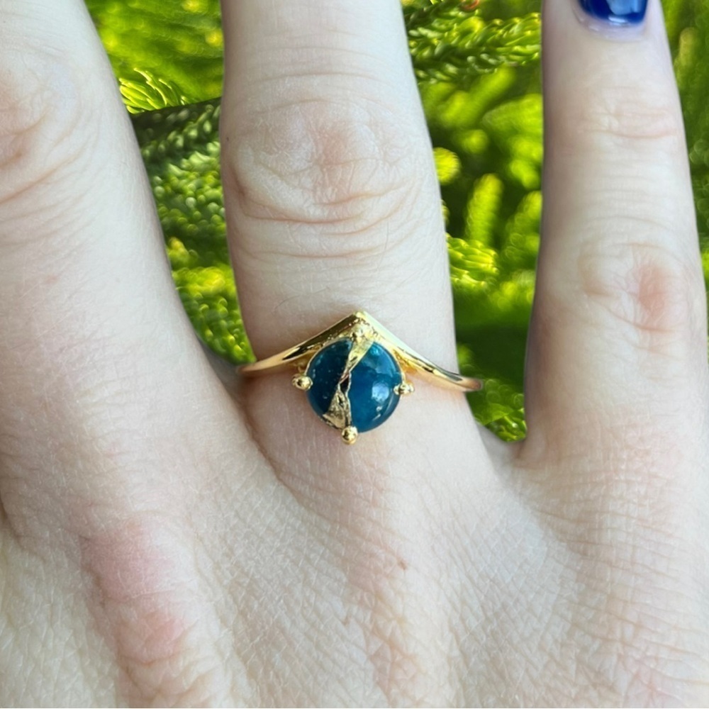 Aqua Apatite Jade Gold Ring